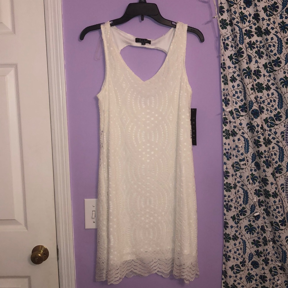 White lace dress